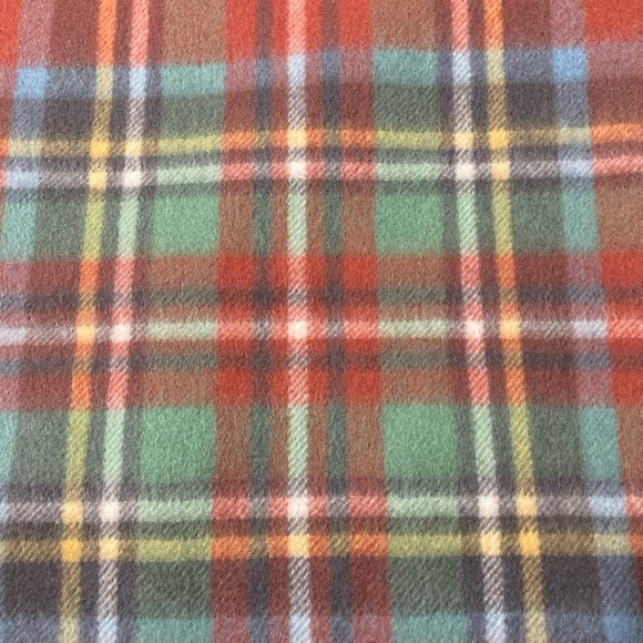 Garnet Hill Wool Cashmere Fringed Throw in multi color Plaid 50 X 70 - Picture 3 of 4